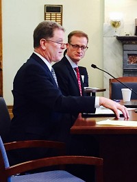 Mike Noland and Bill Hanna at the Senate's budget-writing committee meeting. Staff photo by Chris White
