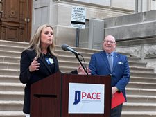 Democrat Jennifer McCormick gets teacher union endorsement in race for Indiana governor